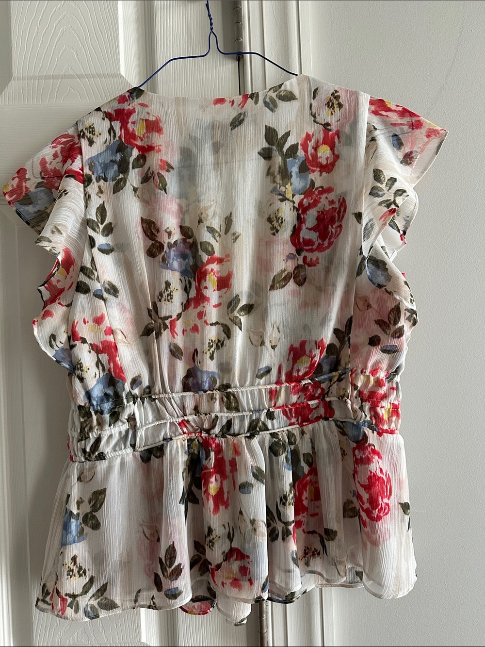 White House Black Market top, size medium - Picture 3 of 4